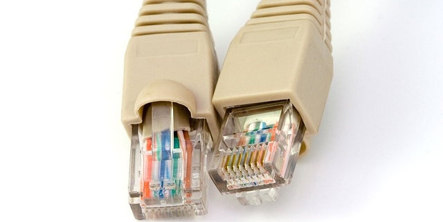 ¿Debo cambiar el cable Ethernet?